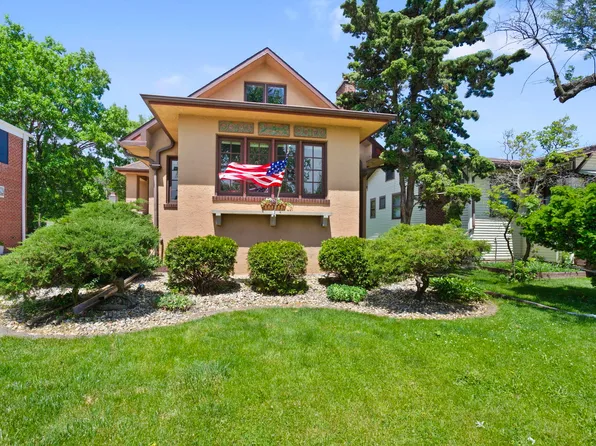342 Lawton Rd, Riverside, IL 60546