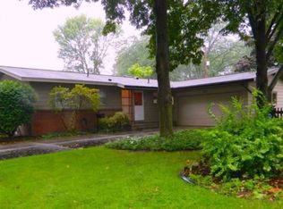 1901 Rapanos Dr, Midland, MI 48642