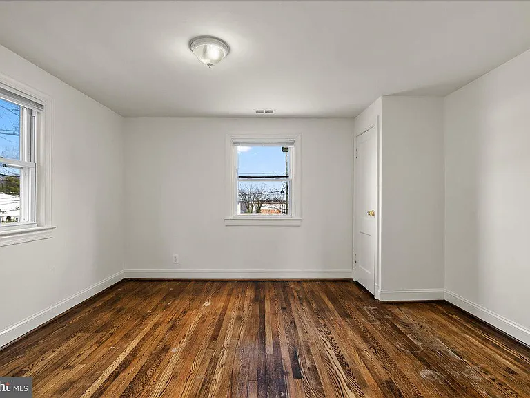 6416 Blair Rd NW — Photo 18