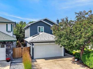 49 NE Hidden Valley Cres NW, Calgary, AB T3A 4Z3