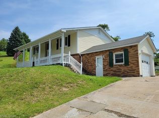 63621 Sand Hill Rd, Bellaire, OH 43906