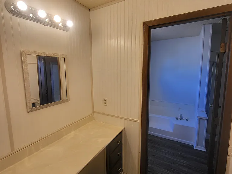 1201 Estancia Ave — Photo 12