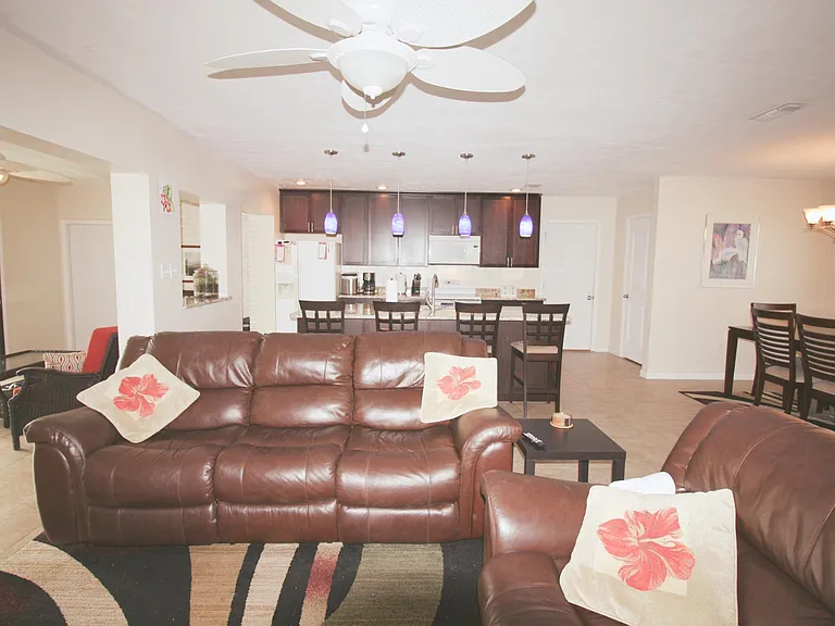 126 Severin Rd SE — Photo 3