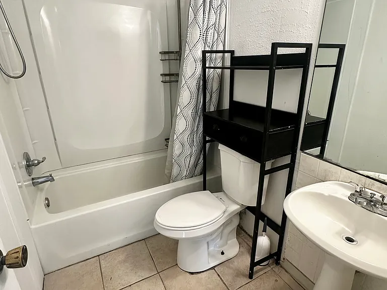 7418 Jenner Ave — Photo 11
