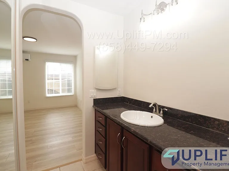 5402 Balboa Arms Dr #305 — Photo 9