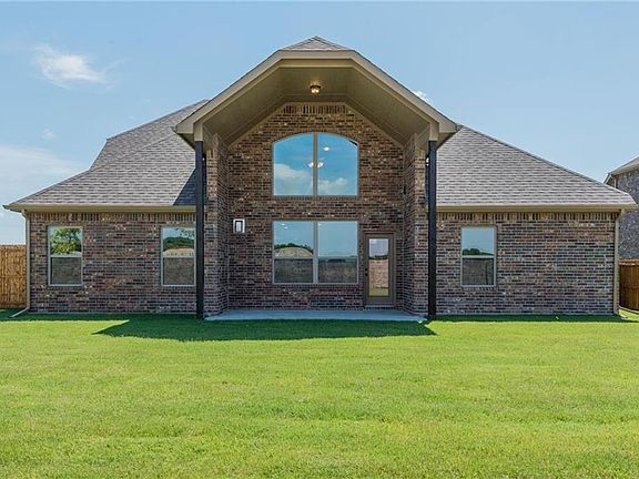3rd image of 4107 Whitetail Ln