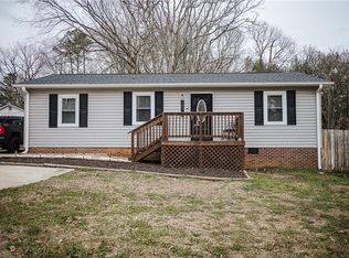 145 Penny Ln, Lexington, NC 27295