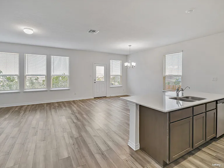 2519 Chronos Dr — Photo 10