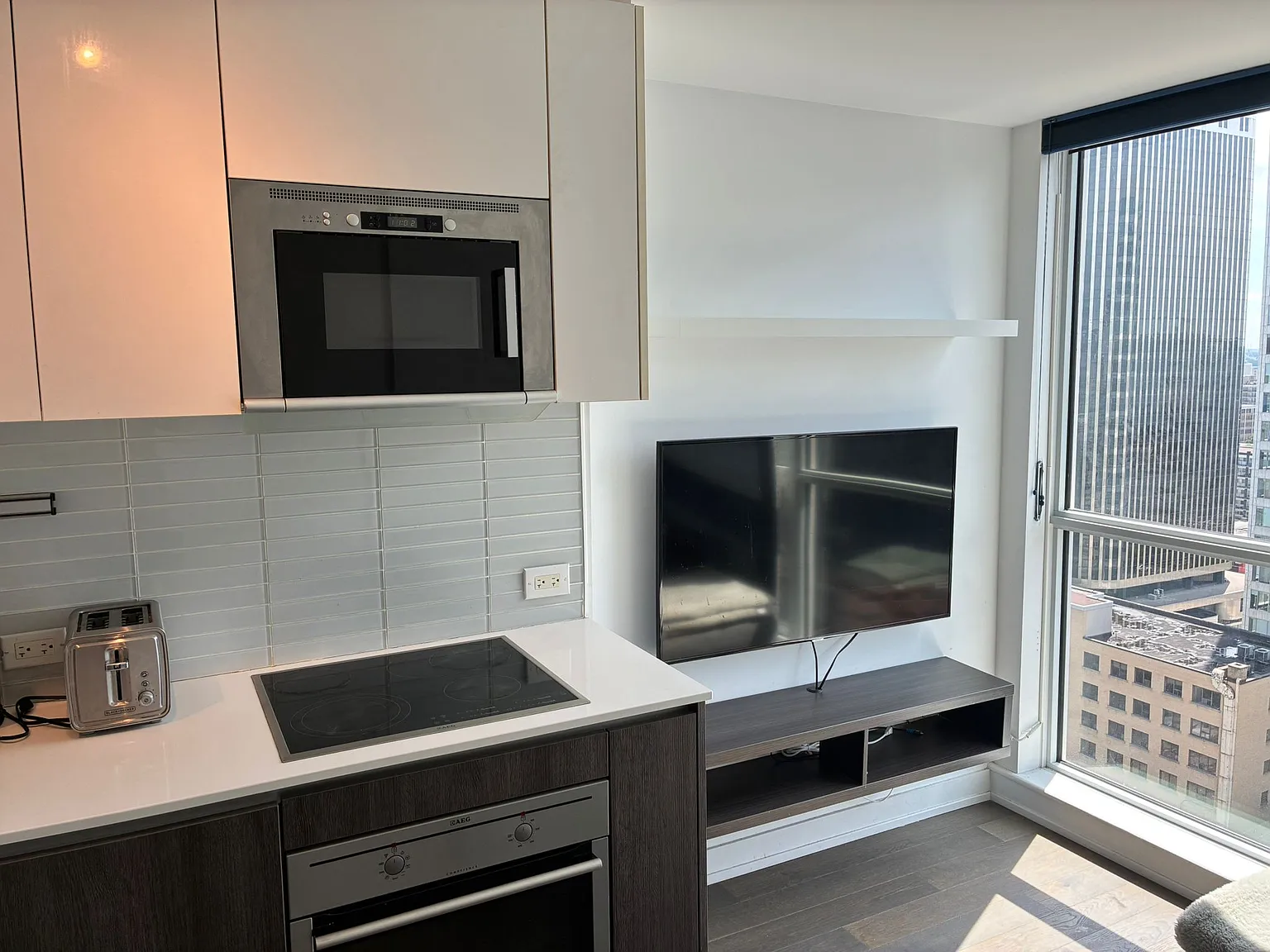 199 Slater Street - Unit 1905 - Move-In Ready | Available Furnished or Unfurnished! — Photo 1