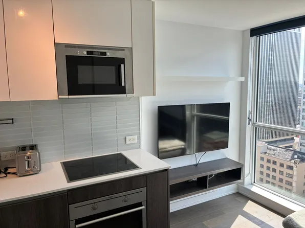 199 Slater Street - Unit 1905 - Available from August 1st 2026 ! Available Furnished or Unfurnished!