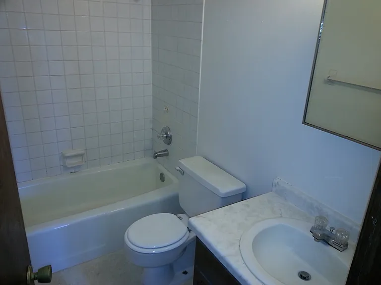 226 N Jefferson St #1 — Photo 10