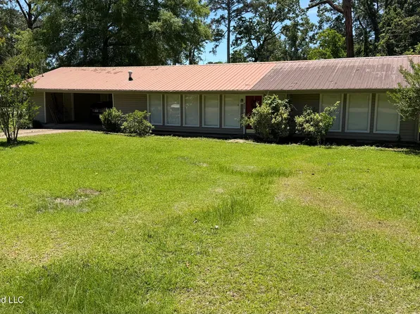 605 Mounger St, Forest, MS 39074