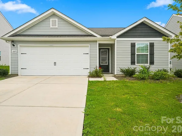 3325 Brighton Dr, Gastonia, NC 28052