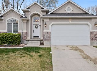 725 E Sunset Ponds Dr, Draper, UT 84020