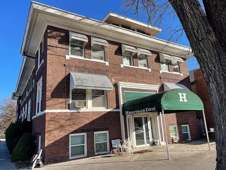 300 Main St #107
