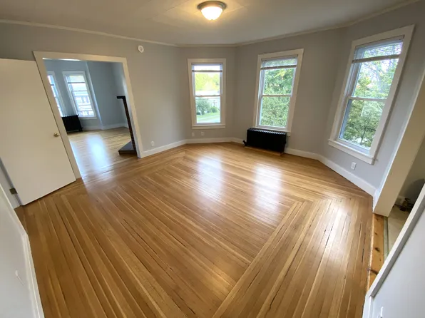 42 Stevens Ave Fl 2, Portland, ME 04102