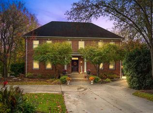 6580 Red Maple Ln, Bloomfield Hills, MI 48301