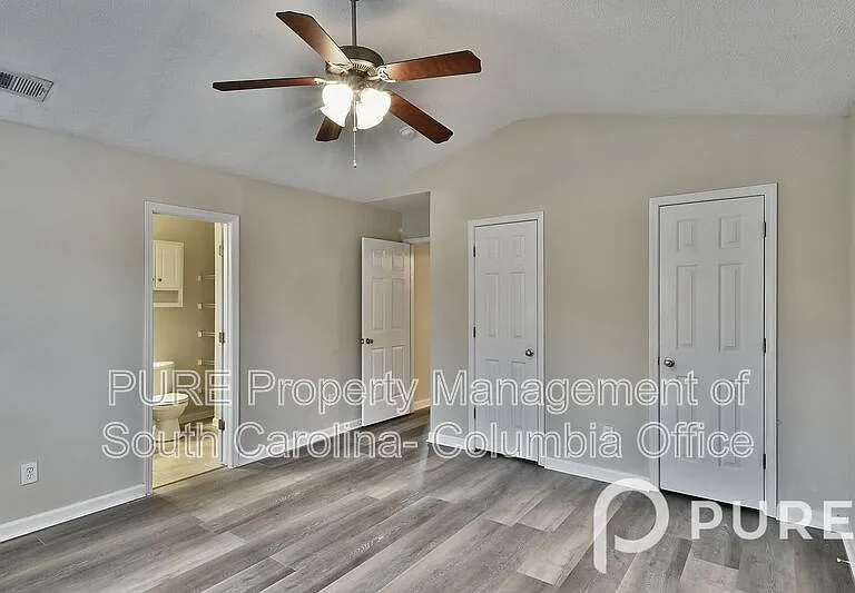 321 Downs Dr — Photo 34