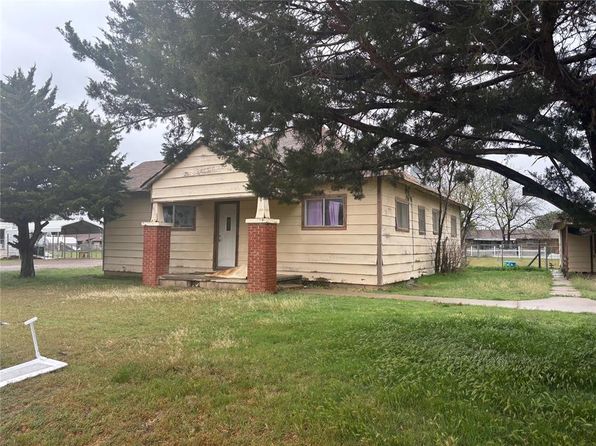 917 W A St, Eldorado, OK 73537