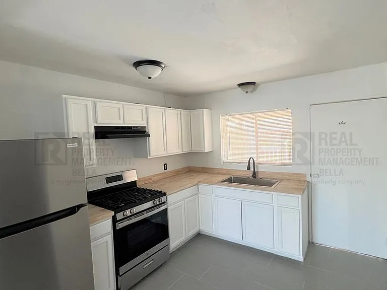 West Limited Ave- Taylor — Photo 6