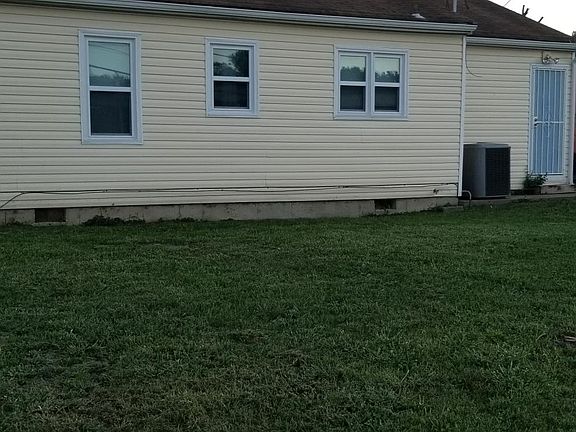3rd image of 3800 Washington Ave