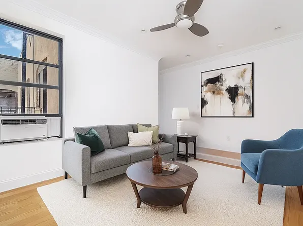 380 S 4th St, Brooklyn, NY
