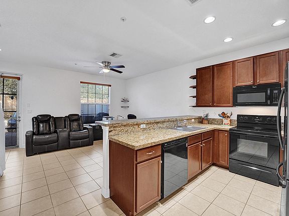 4th image of 1226 SW 147th Terrace #1226