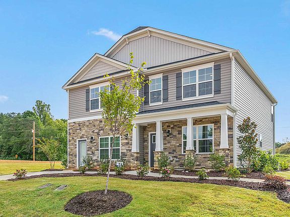 2nd image of 2677 Lansdowne Dr