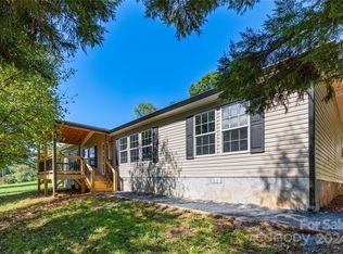 163 Owl Hollow Rd, Marion, NC 28752