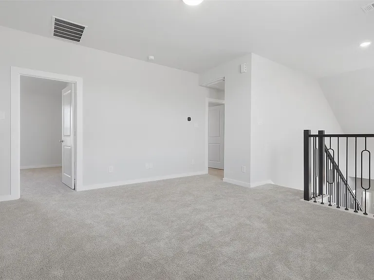 5011 Bowen Prairie Dr — Photo 20