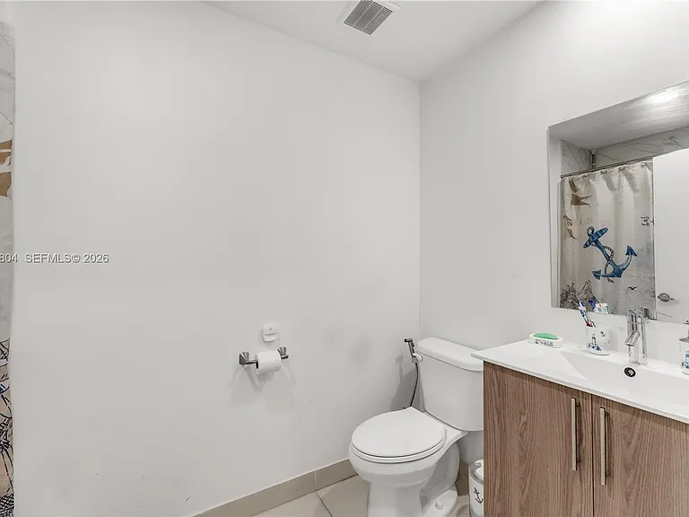 1164 NW 2nd St #0 — Photo 16