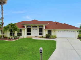 2021 SE 21st Ln, Cape Coral, FL 33990