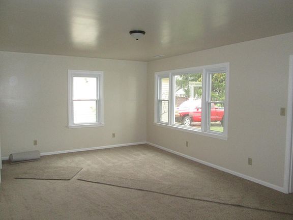 3rd image of 1185 Taylor St