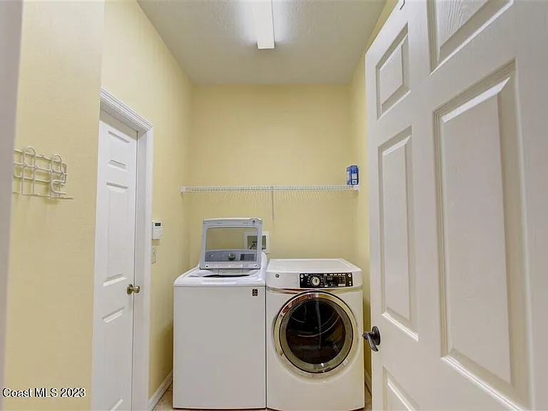 1648 Kestrel Ct — Photo 19