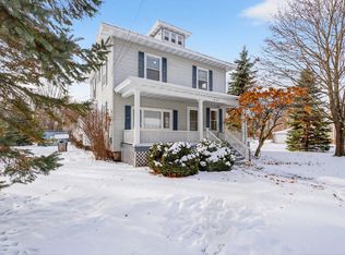 330 Main St, Oconto, WI 54153