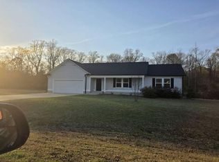 201 Cedar St, Dudley, NC 28333