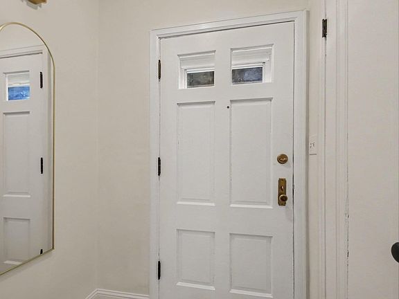 4th image of 54202 27th St