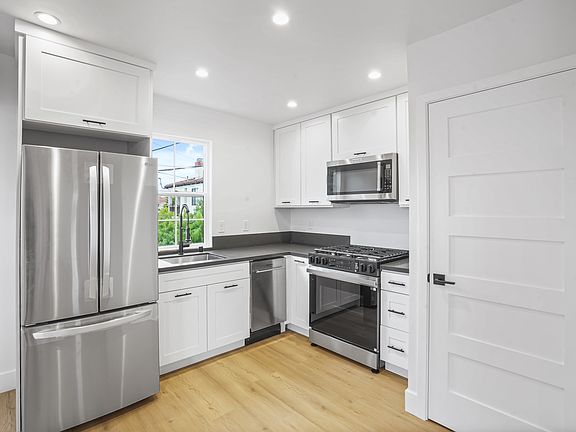 5th image of 4461 Maryland St #1