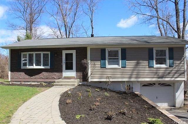 1st image of 13 Rocky Ln