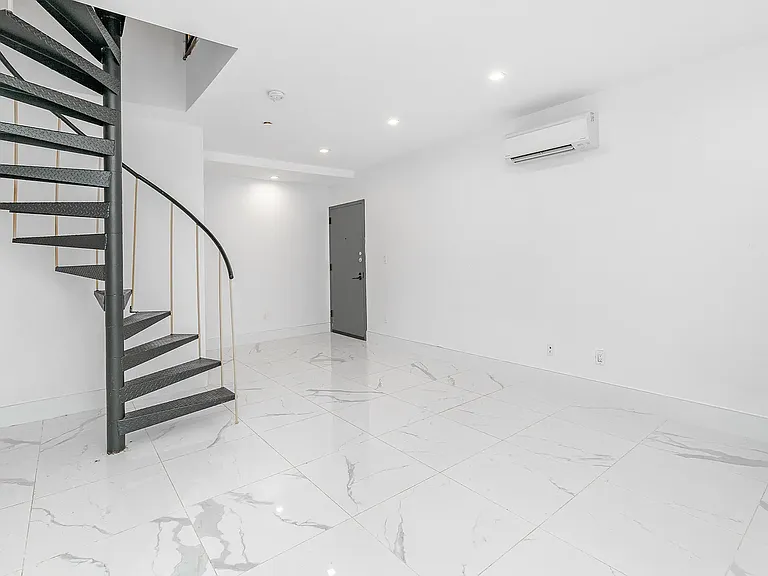 198 Johnson Ave #1AA — Photo 5
