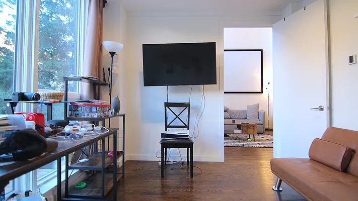 Rented by Nooklyn NYC LLC | media 41