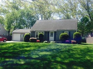 45 Sunrise Ter, Springfield, MA 01119