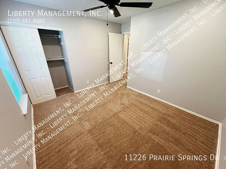 11226 Prairie Springs Dr — Photo 16
