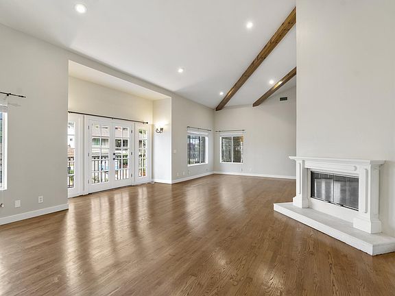 4th image of 5324 Waldo Pl