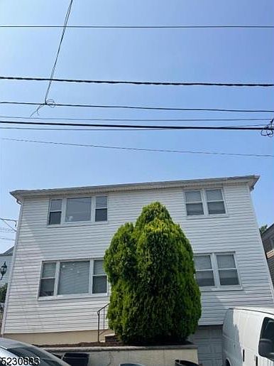 1st image of 41 Bayliss St #2
