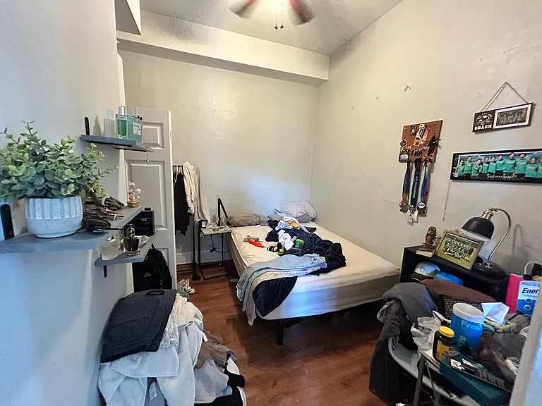 1801 S Throop St #205 — Photo 11