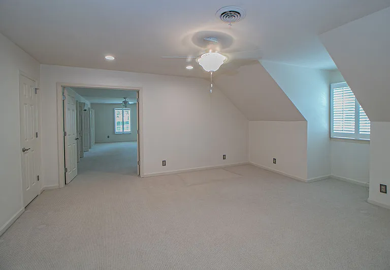 815 Shady Bluff Trl — Photo 21