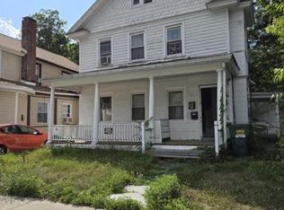 15 Park St, Ellenville, NY 12428
