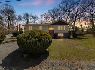 22 Fitch Ter, Randolph, MA 02368