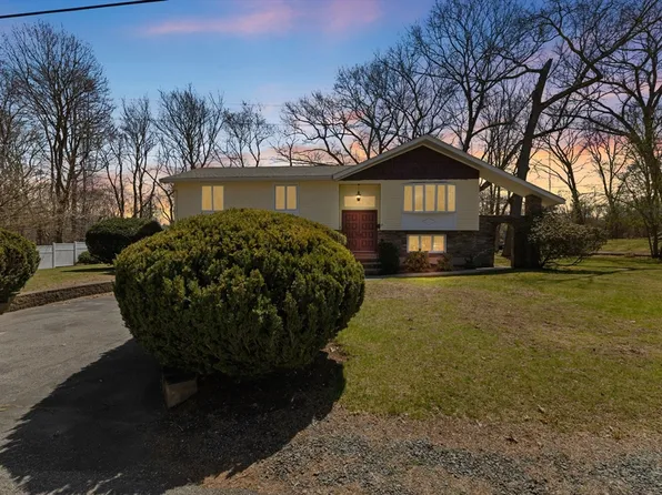 22 Fitch Ter, Randolph, MA 02368